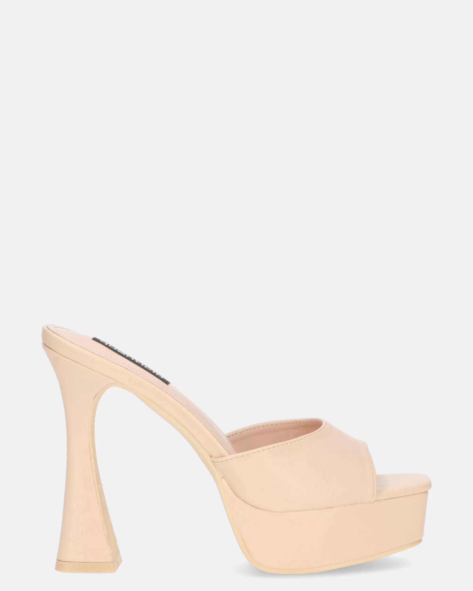 Quanticlo Uma - Scarpe Con Tacco Squadrato In Ecopelle Beige Flash Sale